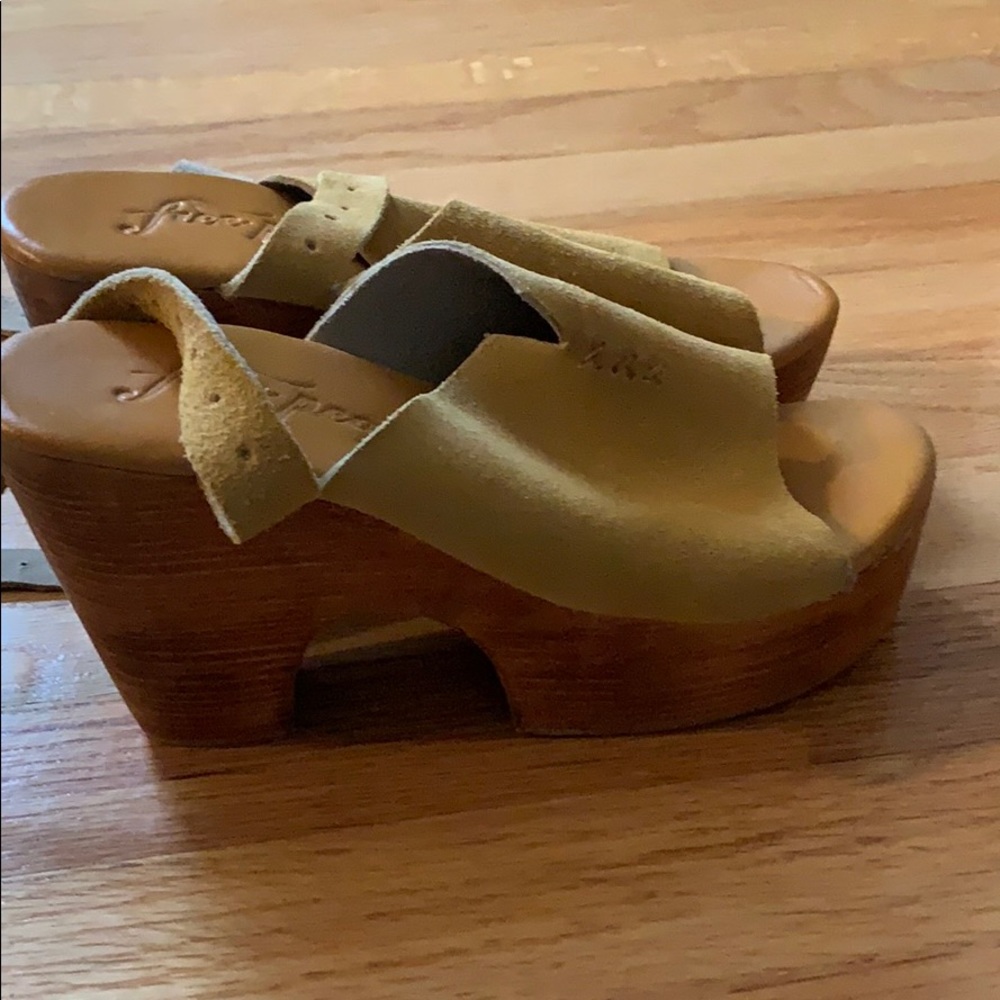 Free people wooden clog